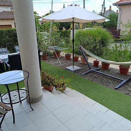 Apartamento Németi Apartmanház Hajdúszoboszló Exterior foto